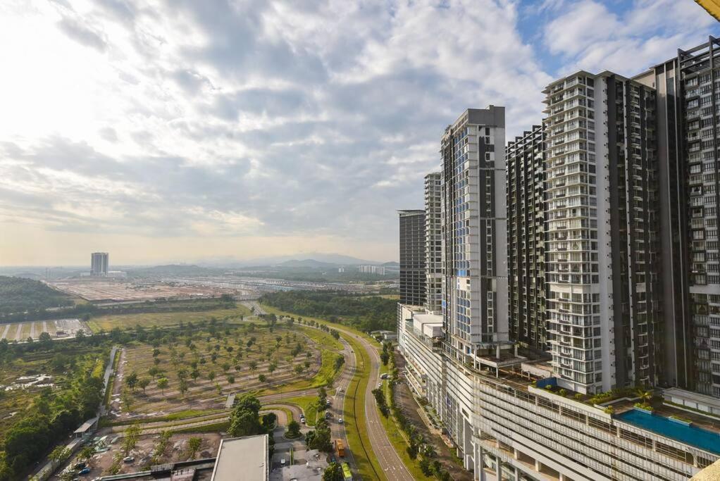 Afiniti Theme Suite By Nest Home【Legoland】 Nusajaya  Exterior foto